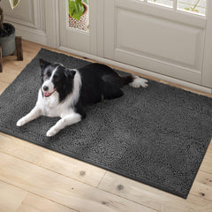100pointONE dog door mat non-slip-backing helps prevent slips in entryways.