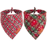 ADOGGYGO bandana navideña para perro en cuadros rojos con copos, ideal para fiestas.