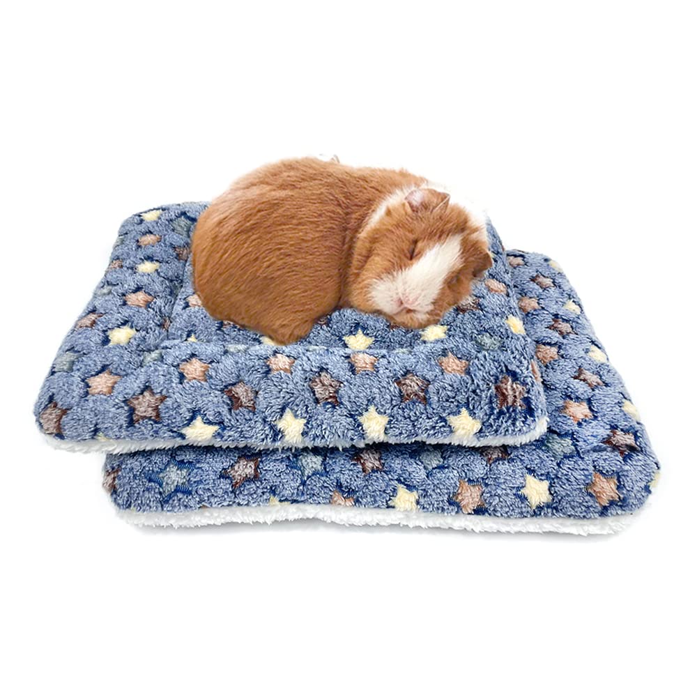 Amakunft guinea-pig-bed-mats-two-pack provide warm naps and easy washing.