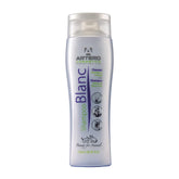 Artero Blanc bottle pour demonstrates easy application and color-brightening benefit.