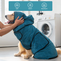 Avont dog bathrobe microfiber close-up highlights ultra-absorbent material for fast drying.