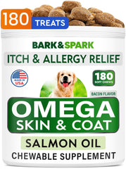 BARK&SPARK Omega3 packshot shows dog and cat treats for skin and joints
