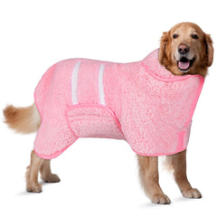 Bienbee dog bathrobe pink close-up fabric highlights plush fleece for quick drying.