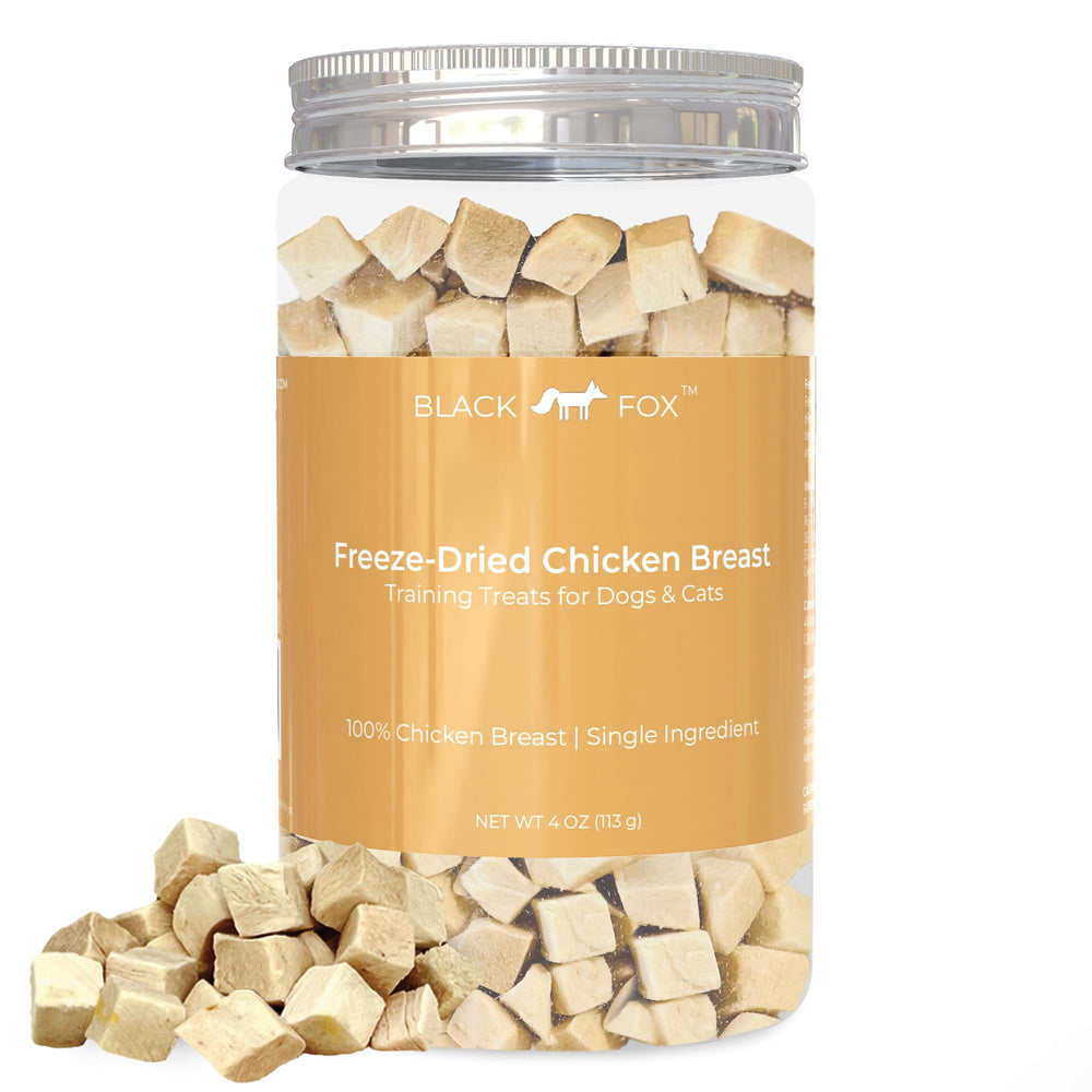 BLACK FOX Freeze-Dried Chicken Breast Treats bag—convenient training rewards for pets.