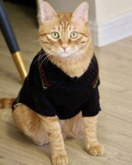 BOBIBI cat sweater neckline and hem detail demonstrates windproof warmth and secure fit