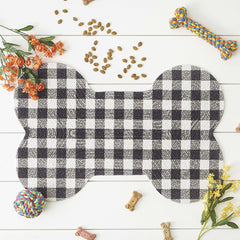 Bone Dry DII braided design adds style while containing food and water near the feeding area.