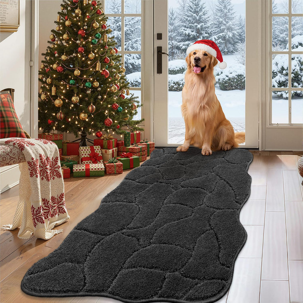 BSICPRO large dog door mat with wave edges helps absorb mud at the entry.