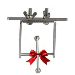 Busy Bird stainless steel spinner on cage promotes mental stimulation during play.