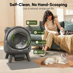 Cavrtbany self-cleaning mechanism action image highlights hands-free maintenance and clean paws.