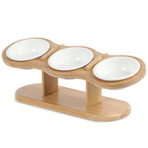 CILXGQLN elevated cat bowls tilt demonstrates ergonomic dining for cats.