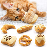 CiyvoLyeen bread baguette toy engages cats with soft plush texture