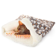 Clysee self-heating cat sleeping bag front view offers a cozy pet retreat.