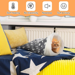 Clysee self-heating cat sleeping bag gray fabric closeup highlights plush warmth and wrap