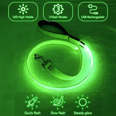 Colaseeme padded-handle nylon leash offers comfortable, pinch-free grips.