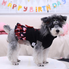 CuteBone Core Spun Dog Sweater leash hole detail enables easy leash attachment during walks.