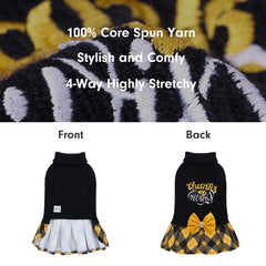 CuteBone high-collar knit keeps neck warm and stylish.