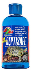 DBDPet ReptiSafe bottle pour supports reptile hydration in terrariums.