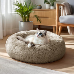 Deconovo donut bed non-slip base keeps pet safe on slick floors