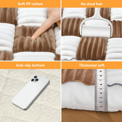 Deep Dream backseat dog bed offers multi purpose use as a sofa or picnic mat.