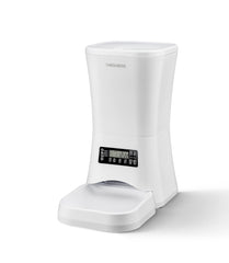 DOGNESS 9L feeder front view with timer controls for easy scheduling