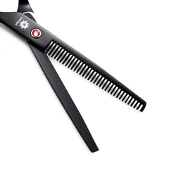 Dream Reach 7in thinning scissors for blending and texture without overcutting