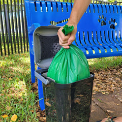 EcoLeo compostable bags are plastic-free and eco-friendly.