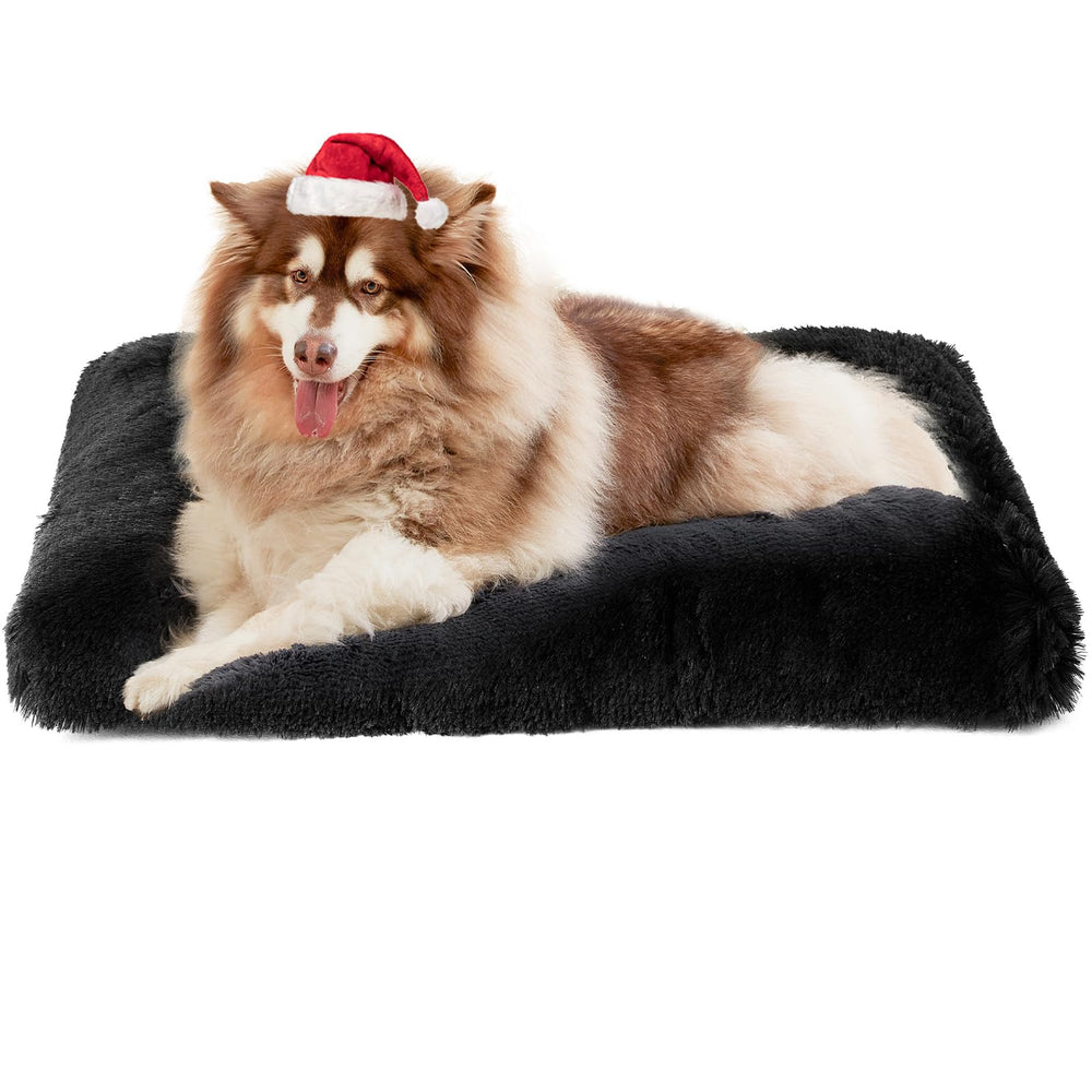 EHEYCIGA fluffy XXL dog crate pad fur texture delivers cozy comfort for large dogs.
