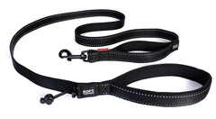 EzyDog Soft Trainer leash neoprene handle provides comfortable grip for long training sessions.