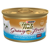 Fancy Feast Gravy Lovers can closeup highlights real ocean whitefish and tuna flavor for cats.
