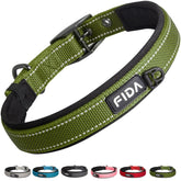 Fida collar mediano con neopreno acolchado para paseos cómodos.