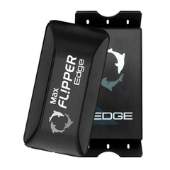FL!PPER Edge Max magnetic cleaner close-up shows dual blades for algae removal.
