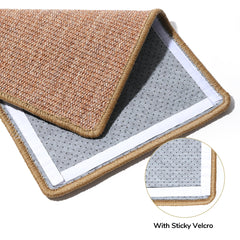 FUKUMARU anti-skid bottom detail demonstrates stable placement during scratching