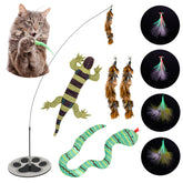 GADGETSOLOGY cat wand with round base for stable multisurface play.
