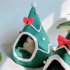 GPPSUNGD Cat Bed interior padding close up reveals plush warmth and comfort
