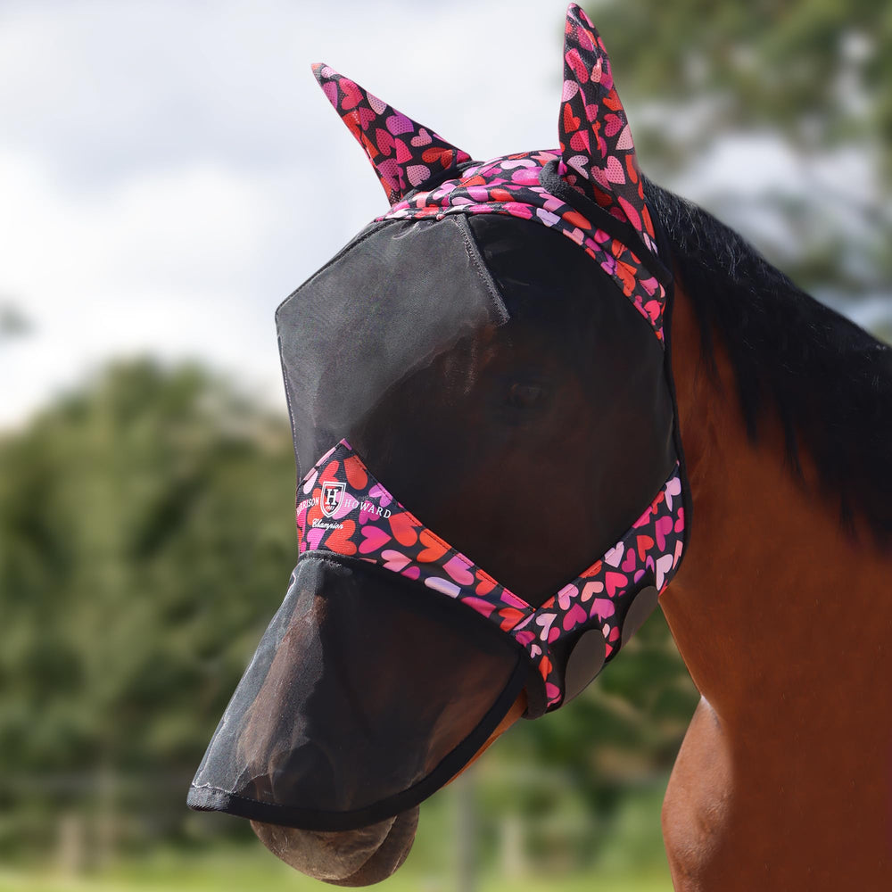 Harrison Howard Pro LumiVista full-face fly mask on horse provides UV protection and full coverage.