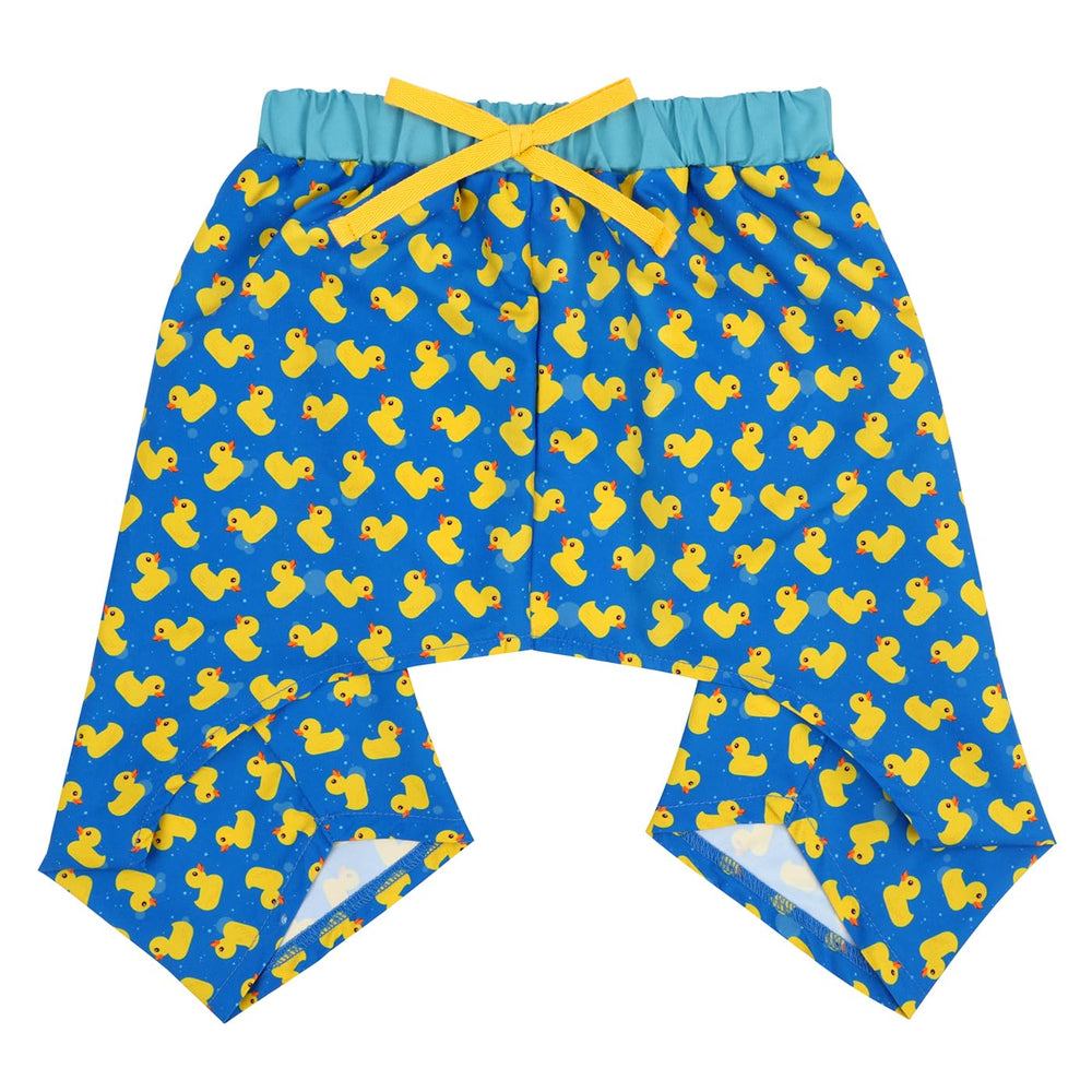 HDE dog swim trunks show waistband adjustable for secure fit during beach play.