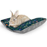 Hedgeink Rabbit Bed close-up two-sided design for secure comfort