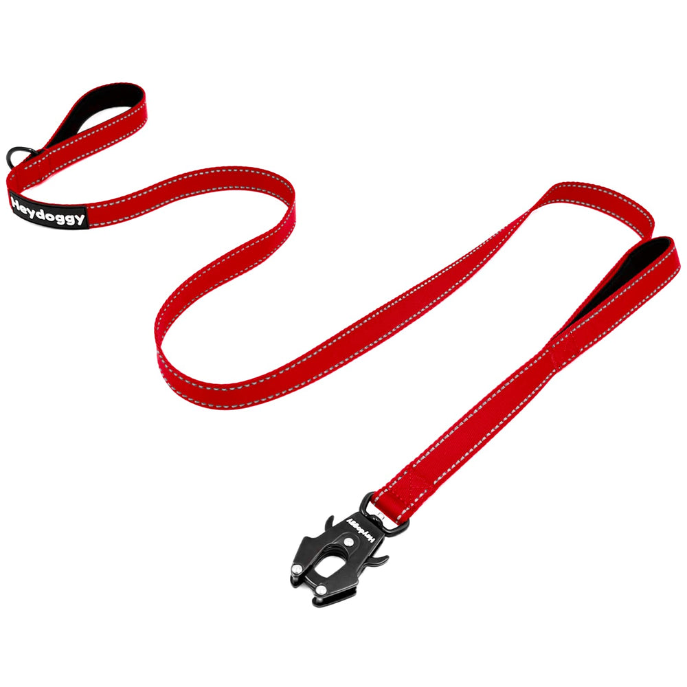 Heydoggy strong heavy-duty dog leash with auto-lock clip for quick secure attachment during walks.