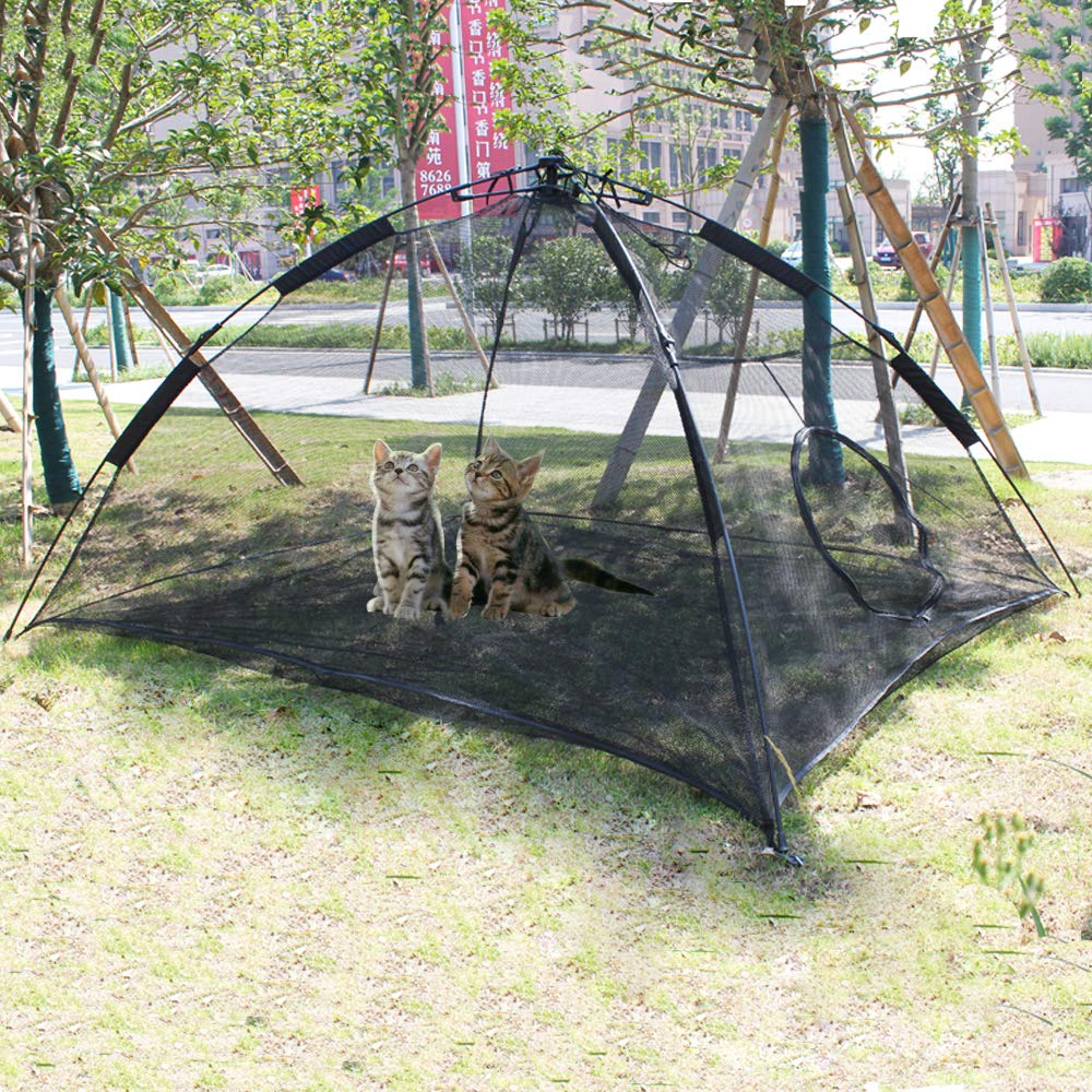 HI SUYI portable large pop-up cat tent in setup with pull-string for quick outdoor use