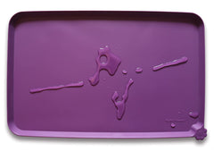 Hoki Found Eggplant feeding mat at angle highlights high lip spill protection
