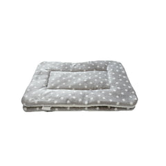 HOMEREIGN ultra-soft pet bed mat close-up showcasing plush faux lambswool for cozy naps.