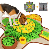 HOPET snuffle mat for large dogs shows durable material for engaging mental stimulation.