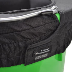 Horse Spa slosh-proof water bucket helps prevent spills during travel.