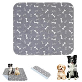 Huiteng XR washable pee pad front view shows sturdy training surface for puppies.