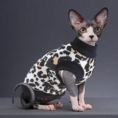 Idepet Sphynx cat clothes in a medium-thick knit keeps sensitive skin comfortable.