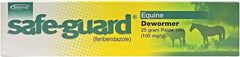 Desparasitante Intervet Safeguard para caballos, jeringa de 25 g, posible apoyo al control de parásitos.