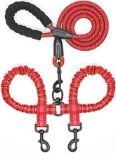 iYoShop Dual Dog Leash with 360° swivel reduces tangles during two-dog walks.
