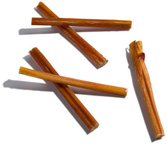 Jack&Pup 6-inch thin bully stick reveals natural beef flavor for tasty chewing.