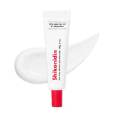 JAYU PET Shikonidin tube applying soothing cream to irritated hotspots