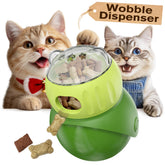 KADTC Wobble, dispensador de golosinas para gatos, con diseño estadounidense en acción.